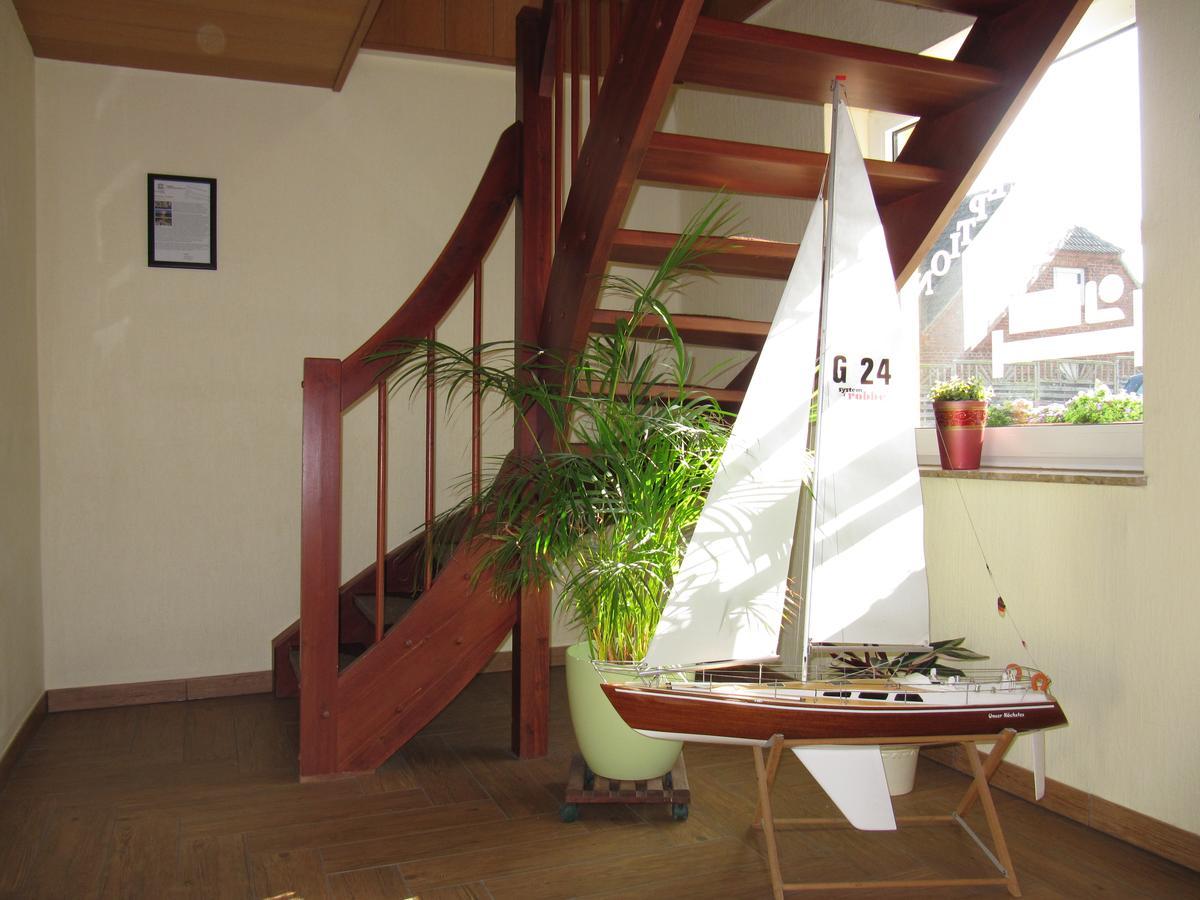 Pension Roez Gohren-Lebbin Bagian luar foto